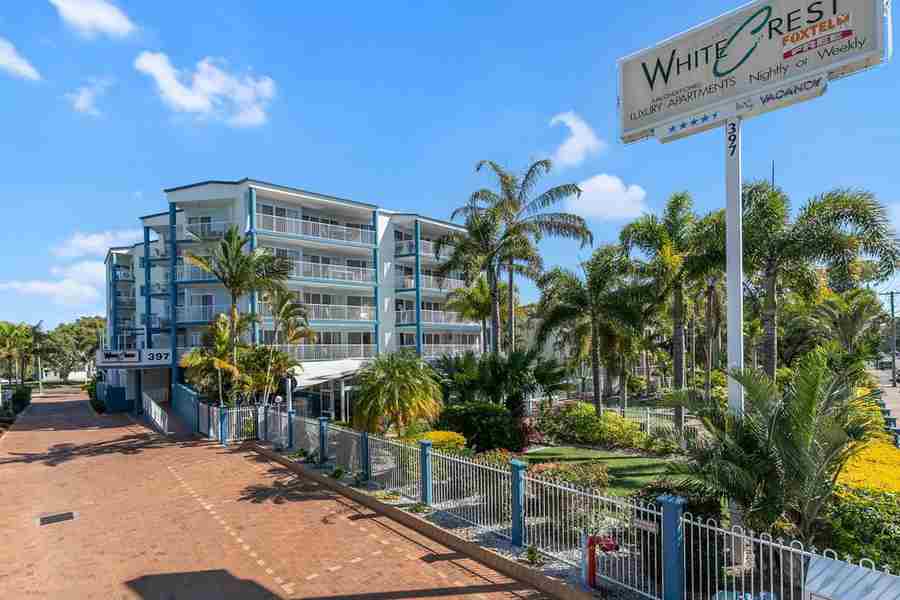 White Crest Luxury Apartments Book your Stay now