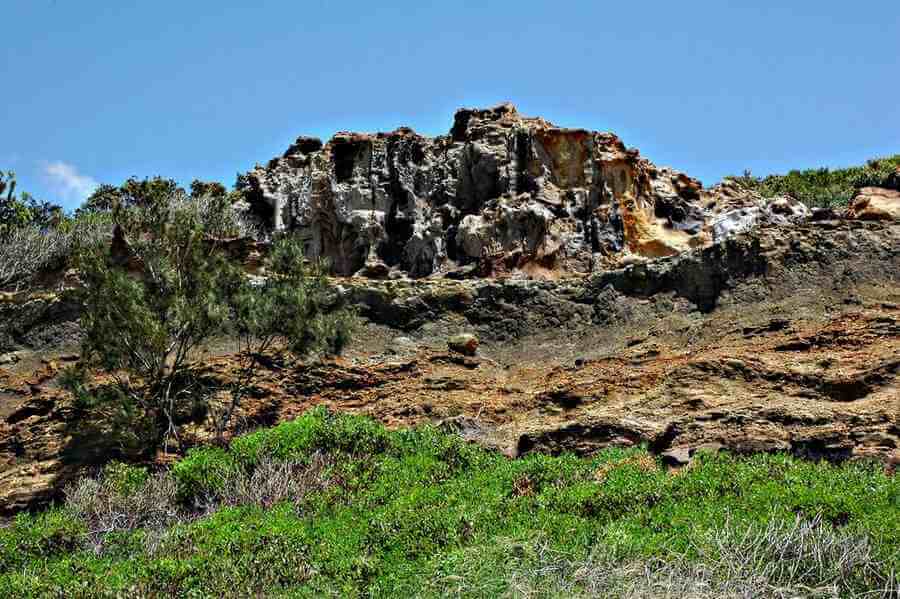 Fraser_Island_Cathedral_cliffs