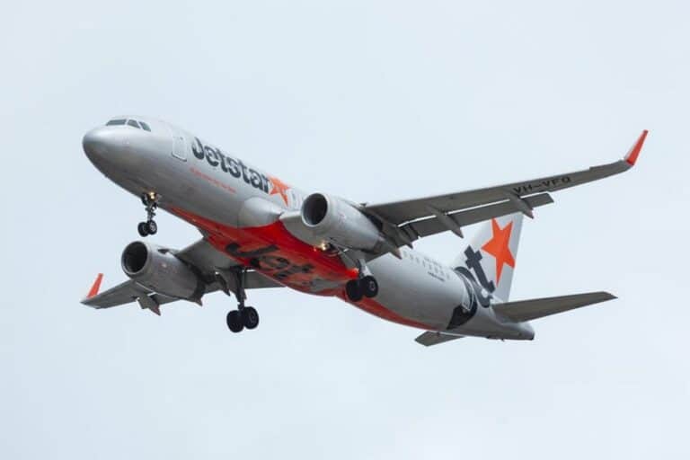 What Is The Cheapest Month To Fly To Australia?