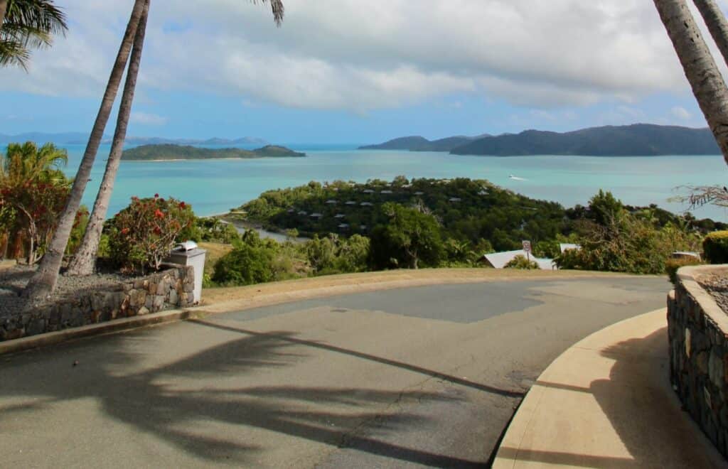 Hamilton Island road