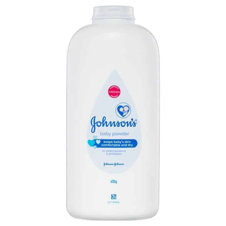 Why You Should Always Have Baby Powder With You When Traveling